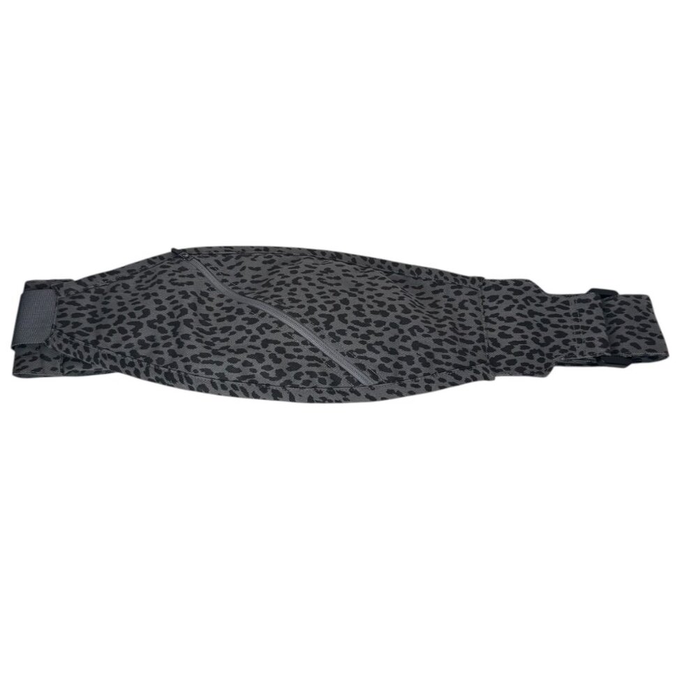 Gray Leopard Print Gooseket - Picture 2 of 9